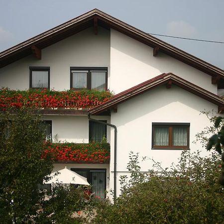Bed and Breakfast Haus Stuttgart Obernberg am Inn Экстерьер фото